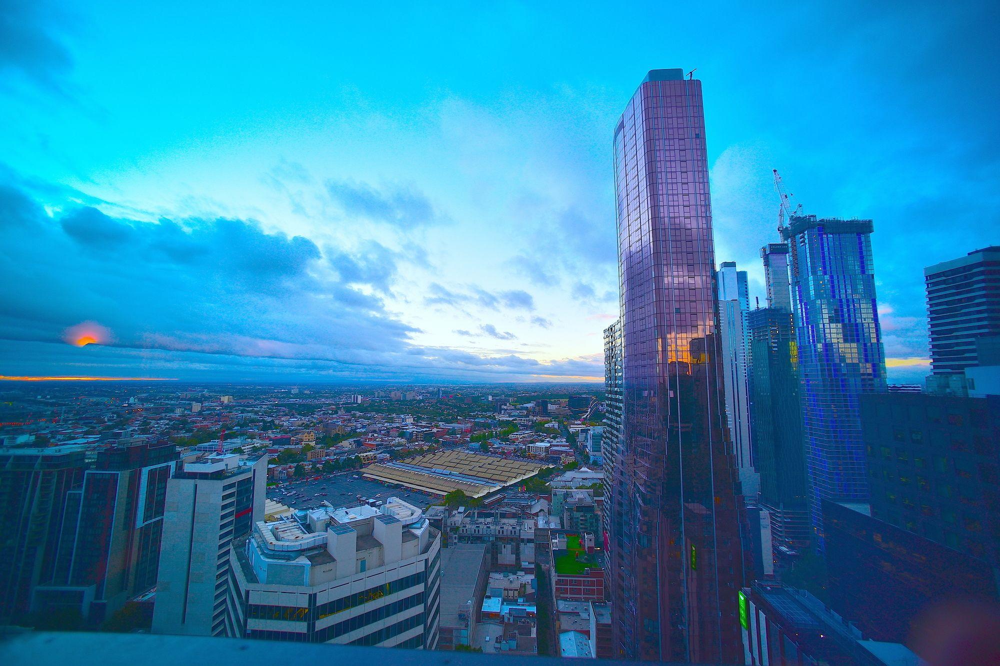 Platinum City Serviced Apartments Melbourne Exterior photo